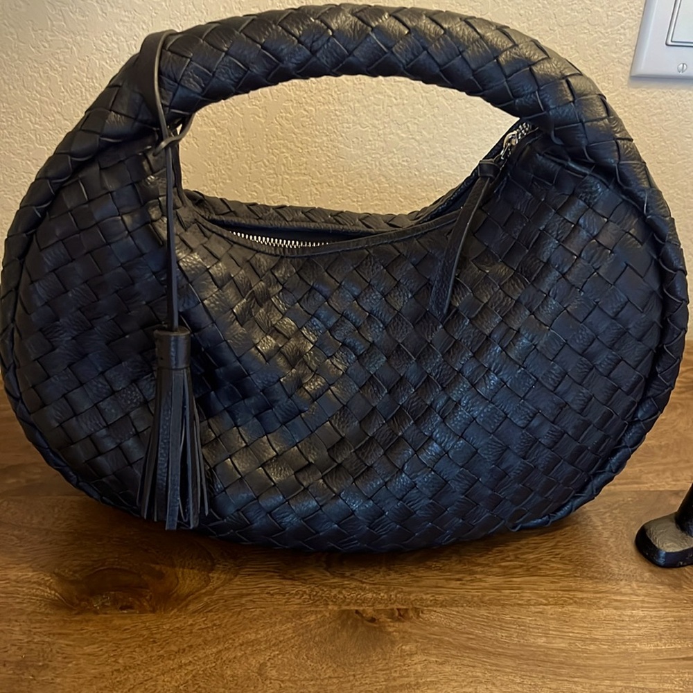Elegant Black Woven Handbag